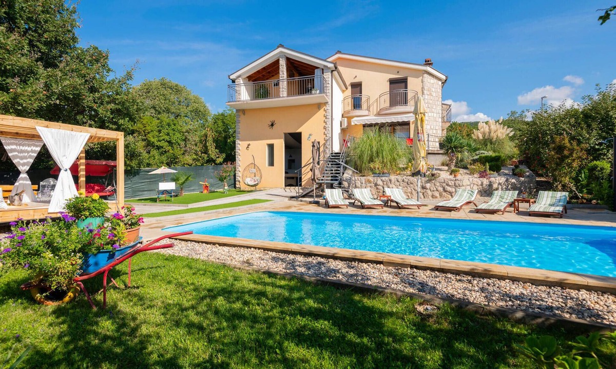 Imotski House | Pet friendly home in Vinjani Donji