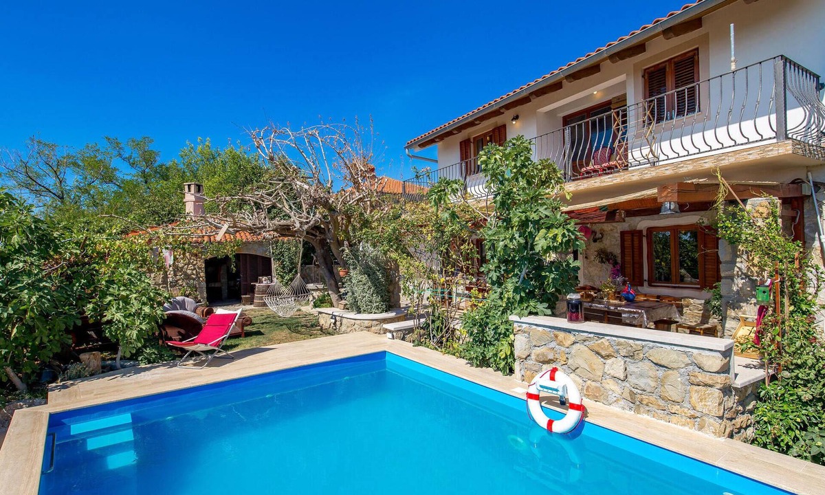Banjol House | Pet friendly home in Banjol with sauna