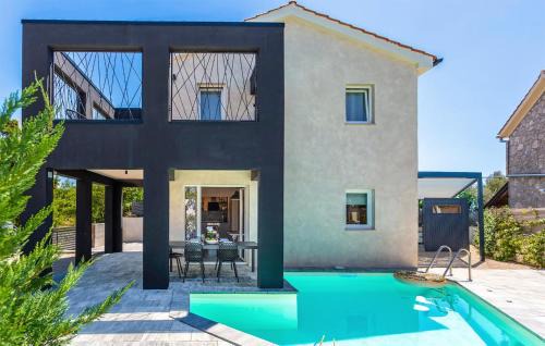 Sveti Ivan Dobrinjski House | Pet Friendly Home In Sveti Ivan Dobrinjski