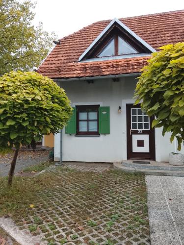 Terme Catez House | Počitniška hiška Ema z vključenimi kartami za terme