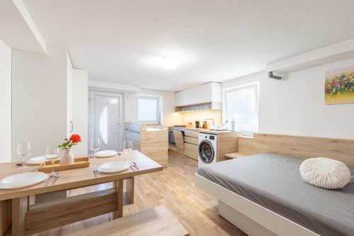 Veliki Vrh pri Smarju Apartment | Poli