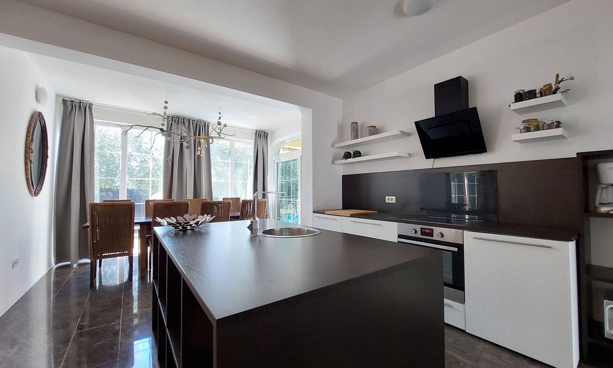 Rosini House | Pool, air conditioning, villa in green and family-friendly surroundings