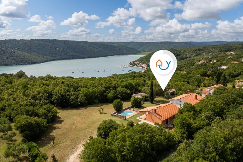 Trgetari House | Pool House in Greenery near Trget - Happy Rentals