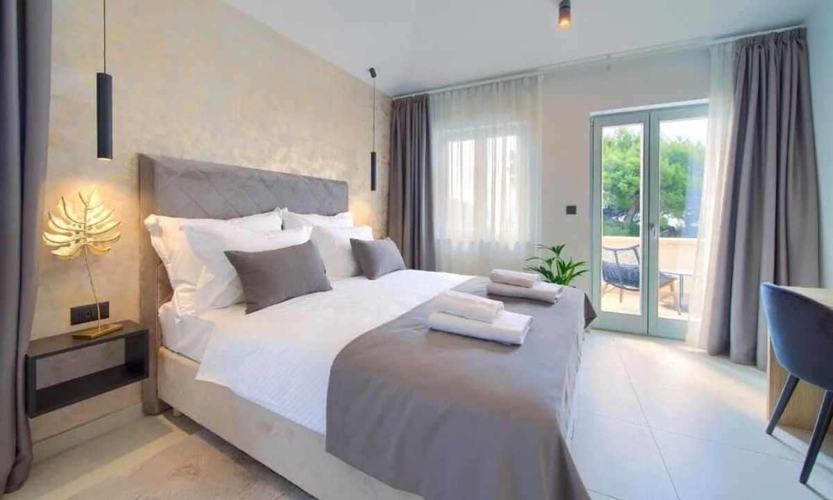 Krk Bed & Breakfast | Portella Inn