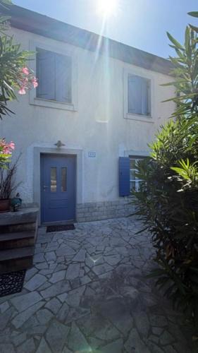 Dekani Apartment | Pr' Tekcu