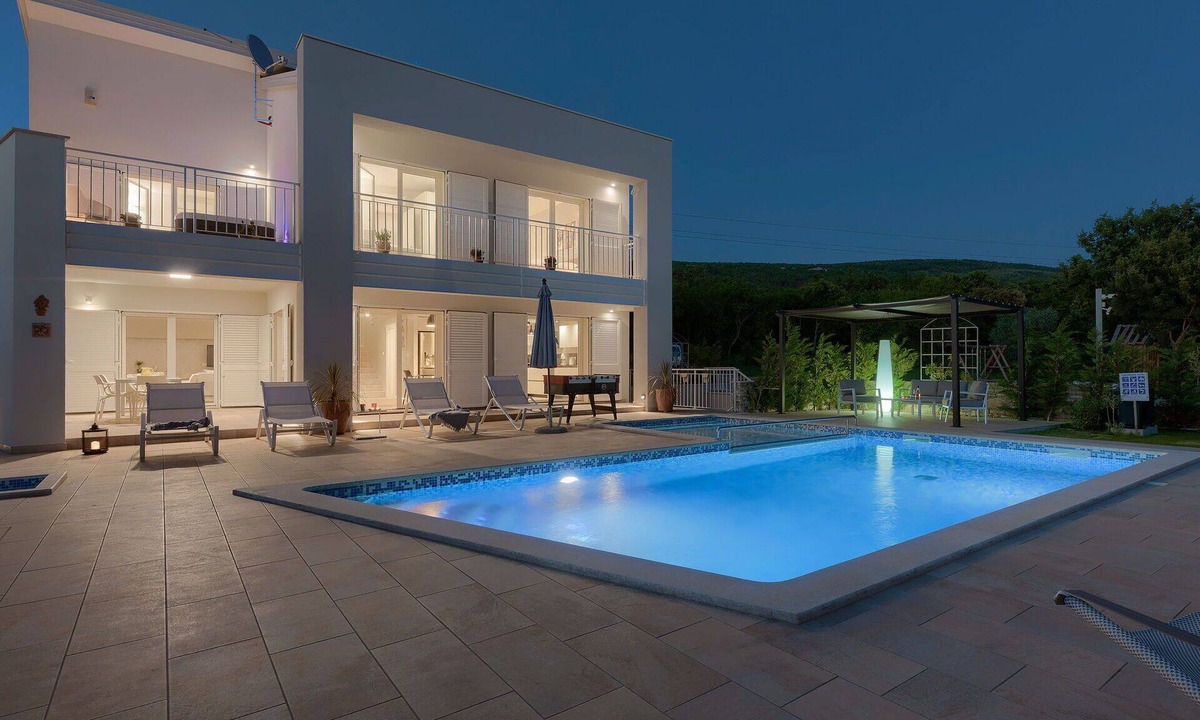 Stanisovi Villa | Private Villa with private pool, WIFI, hot tub, A/C, TV, terrace, pets allowed, panoramic view