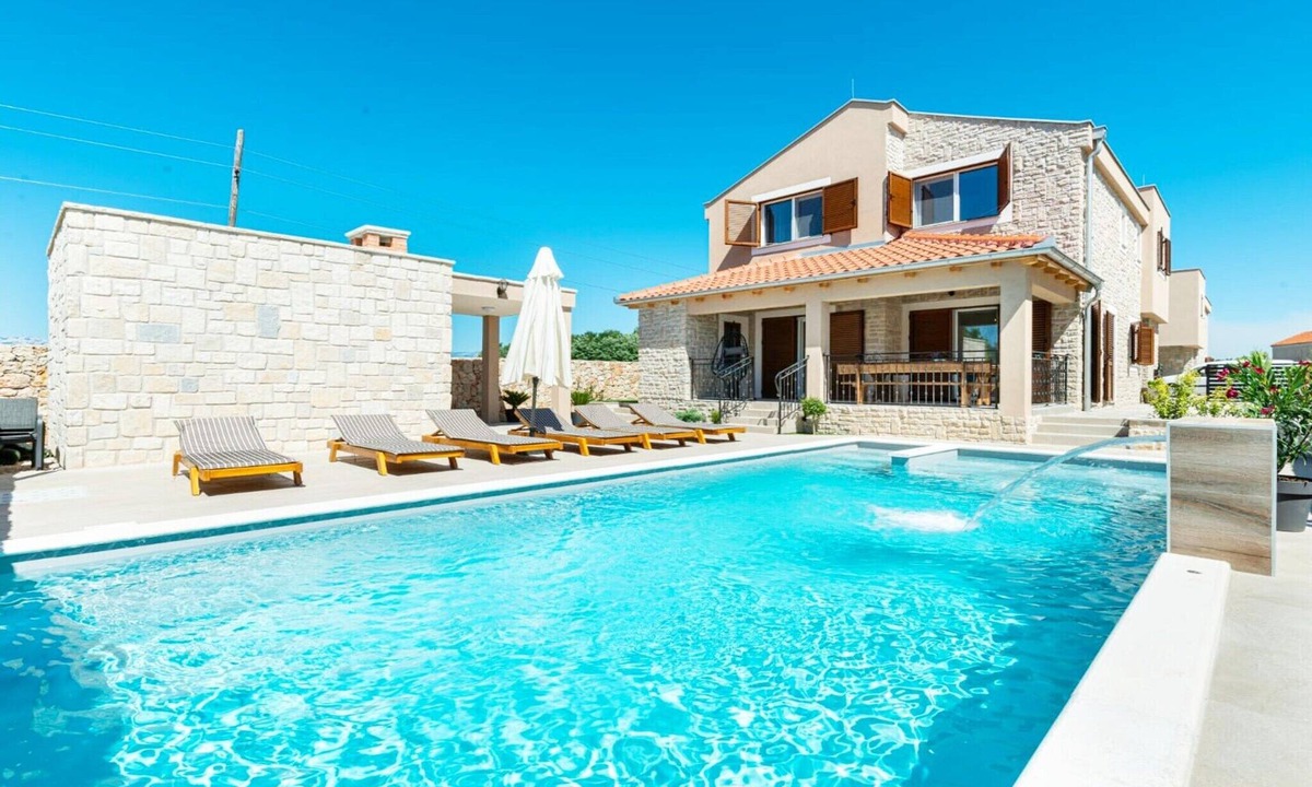 Privlaka Villa | Privlaka Modern Villa for 8