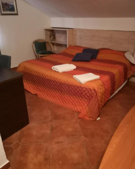 Komolac House | Reno Free Parking