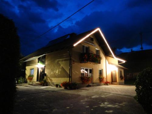 Bled House | Rooms-Apartment Renata