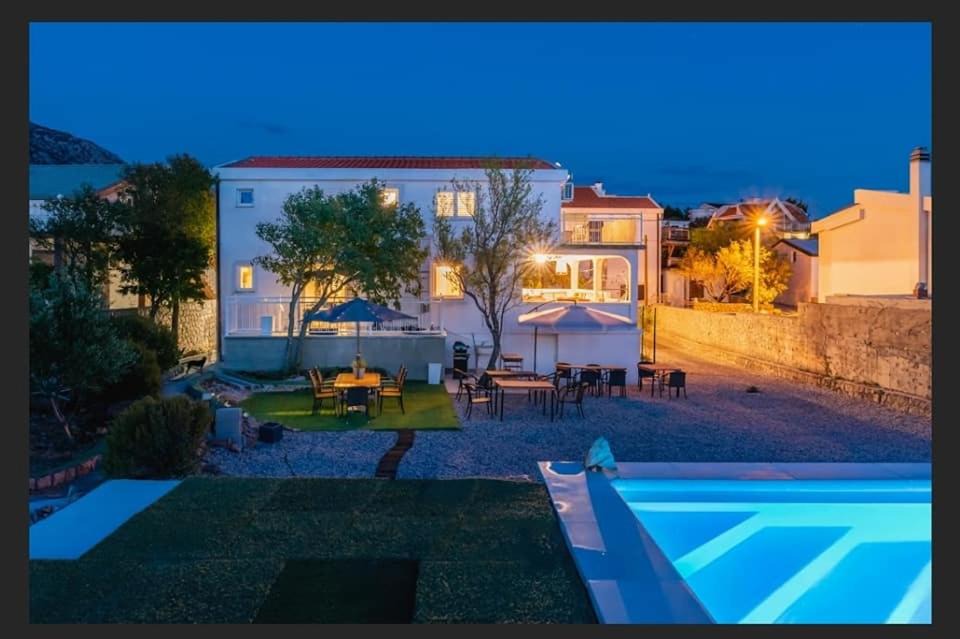Cesarica Apartment | Rosemary Resort
