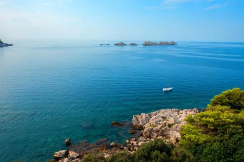 Babin Kuk Hotel | Royal Neptun Hotel