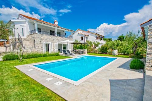 Kornic Villa | Salt & Sand Villa with a view