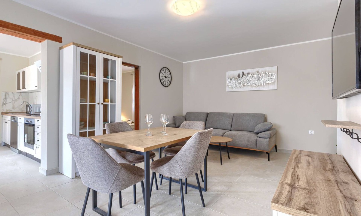 Visnjan House | Santina by Interhome