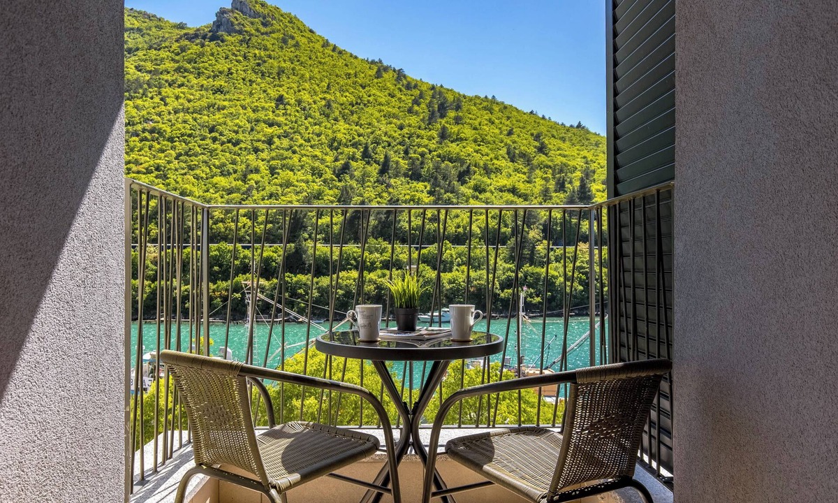 Plomin Apartment | Sea-View Balcony Apt Green Zone, Plomin, Croatia