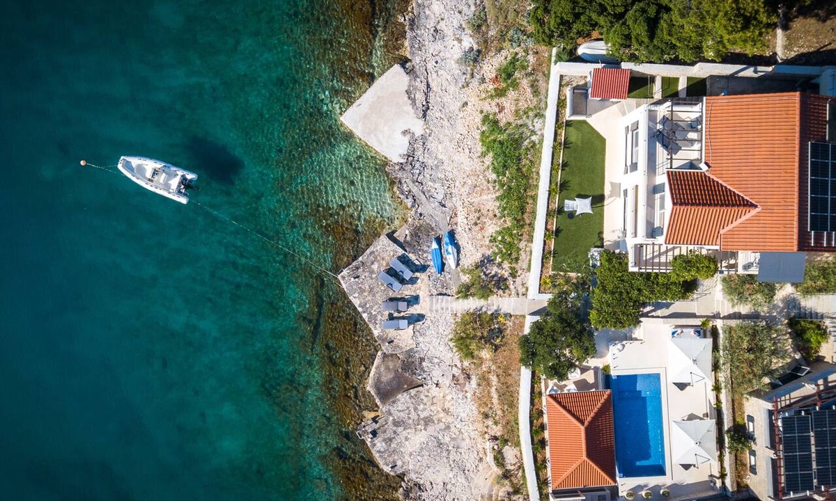 Povlja House | Seafront villa: privacy, luxury, direct sea access, pool, sauna, and much more!