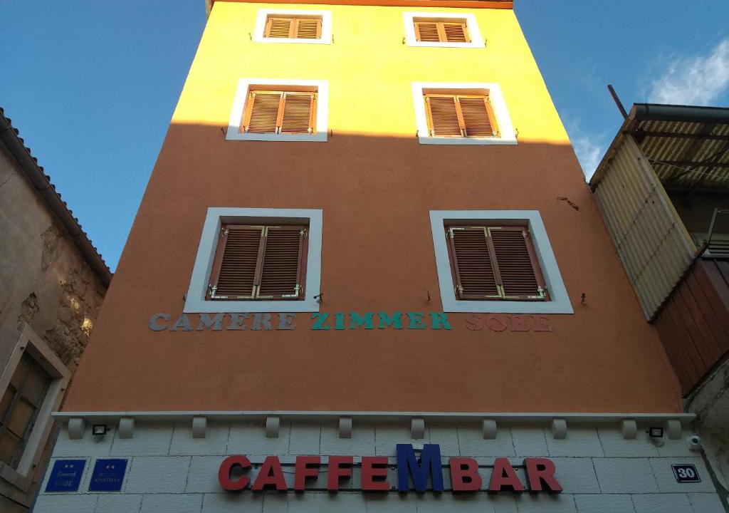 Obrovac Hostel | Sobe Apartman M Obrovac