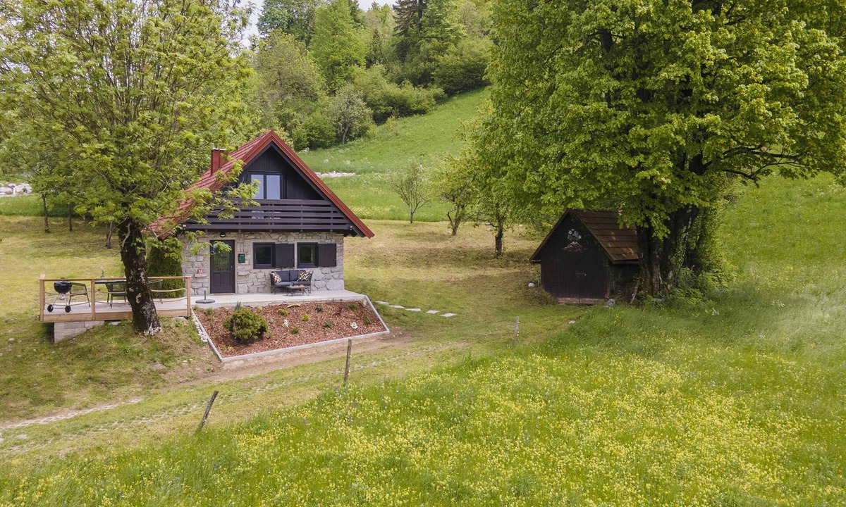 Livek Ski Chalet | Soca Area Sweet cottage in Livek