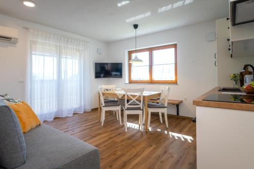 Zirovnica Apartment | Start Point Apartments