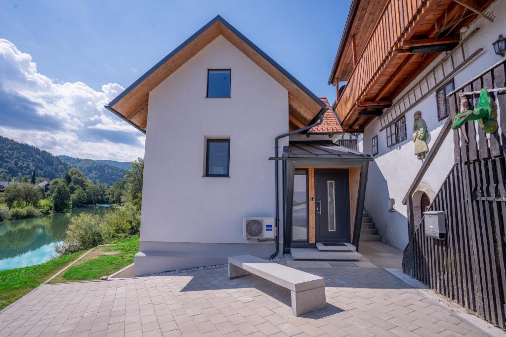 Skofja Loka House | Sten House