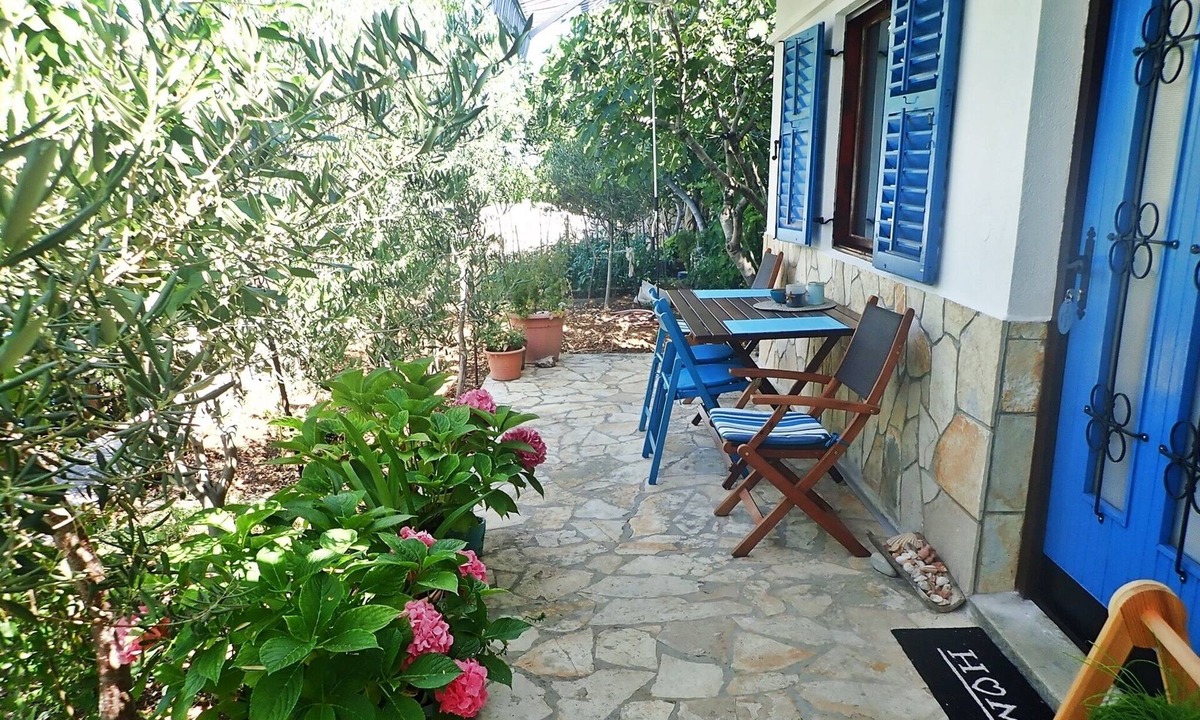 Baric Draga Apartment | Studio flat near beach Barić Draga, Karlobag (AS-25516-a)