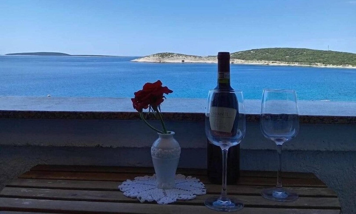 Martinscica Apartment | Studio flat near beach Martinšćica (Cres) (AS-23980-c)