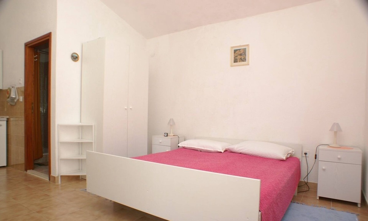 Pisak Apartment | Studio flat near beach Pisak, Omiš (AS-2750-c)