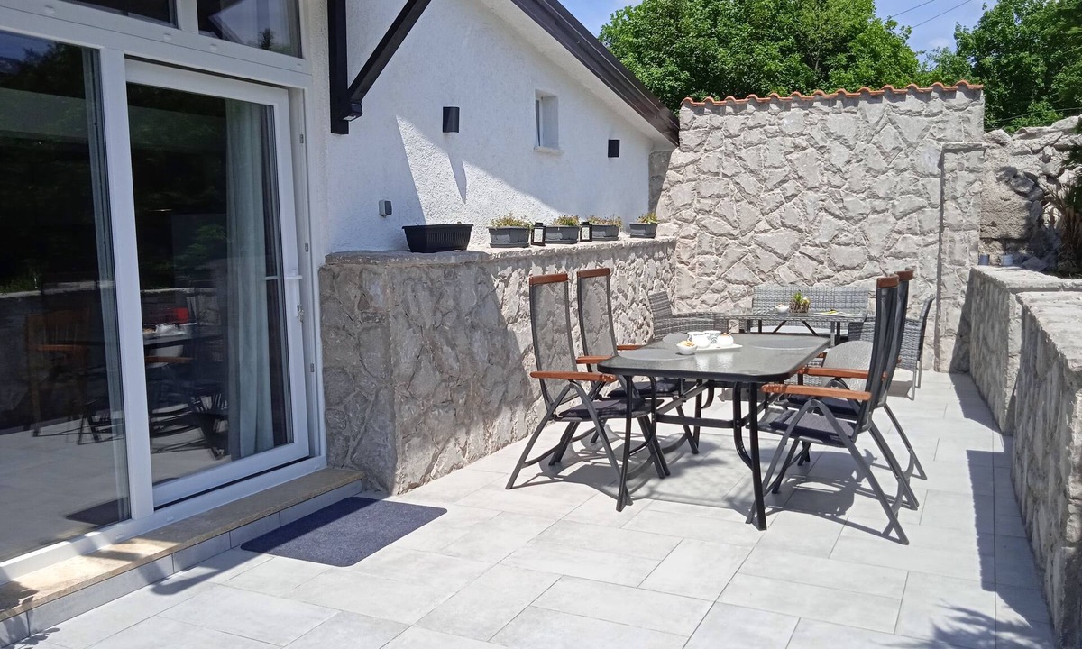 Bakar Apartment | Studio flat with a swimming pool Krasica, Rijeka (AS-18059-a)