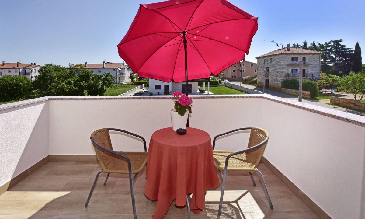 Dajla Apartment | Studio flat with a swimming pool Novigrad (AS-6951-a)