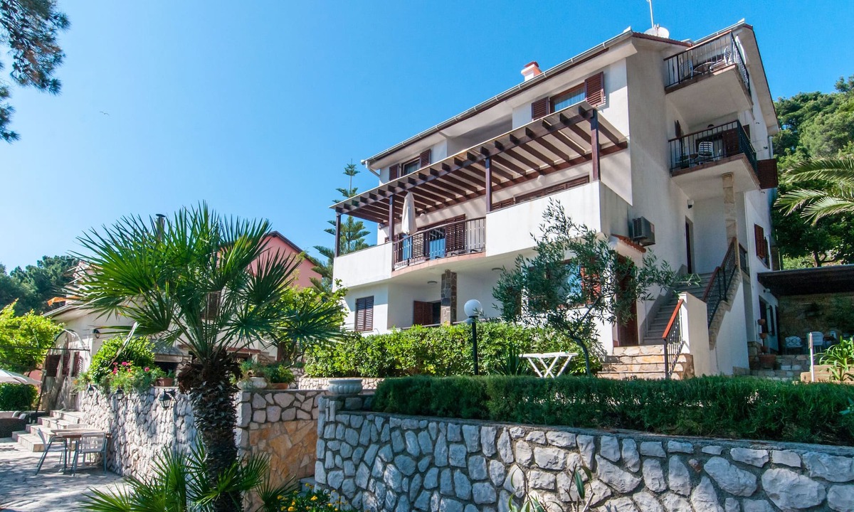 Cove Murtar Apartment | Studio flat with terrace and sea view Mali Lošinj, Lošinj (AS-3444-b)