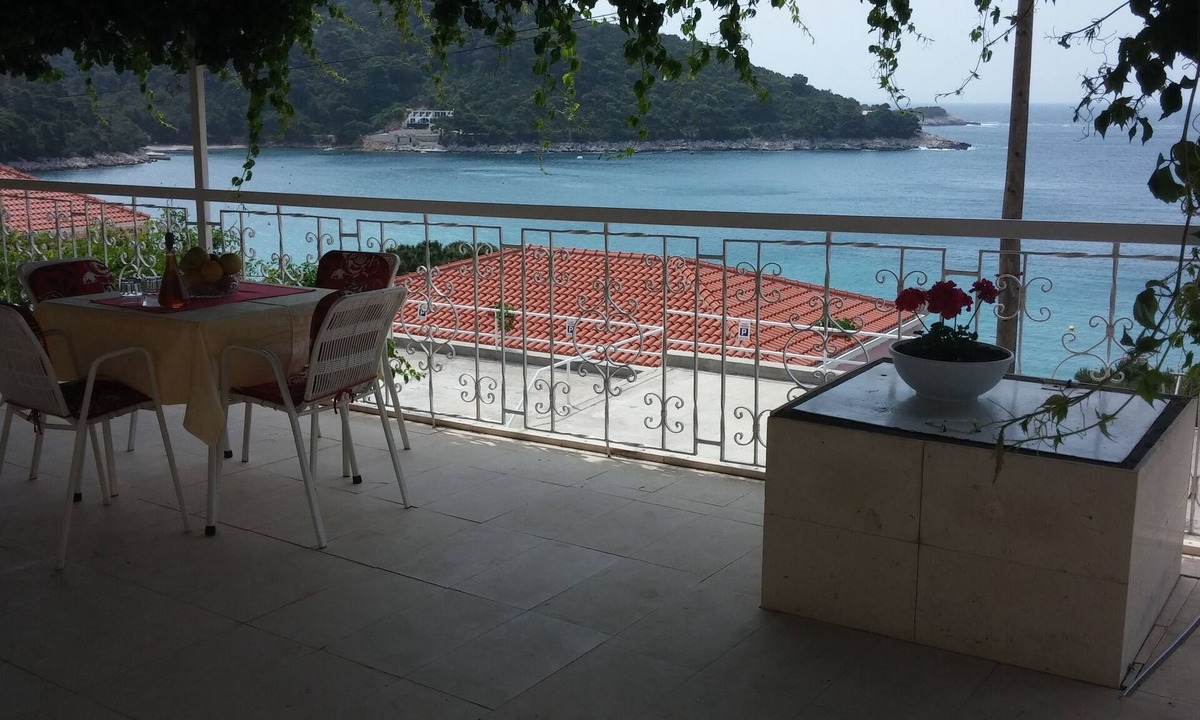 Saplunara Apartment | Studio flat with terrace and sea view Cove Saplunara, Mljet (AS-12849-b)