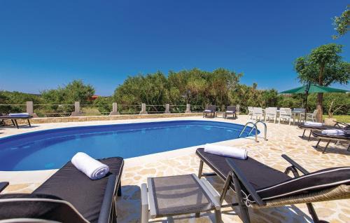Barbat na Rabu Apartment | Stunning Apartment In Barbat With Wifi