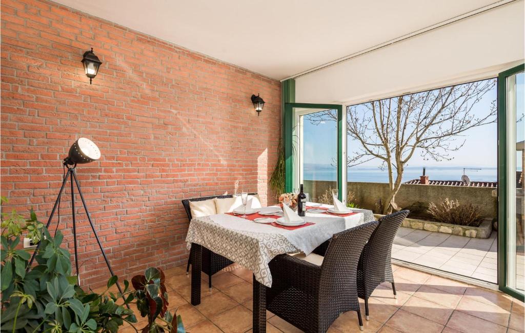 Icici House | Stunning apartment in Icici with WiFi and 2 Bedrooms
