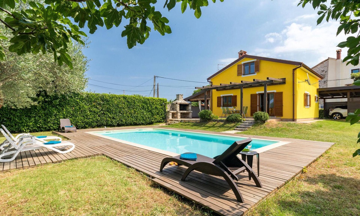 Kastel House | Stunning home in Kastel