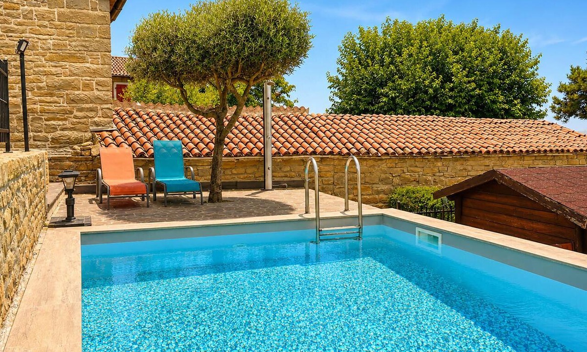 Marusici House | Stunning home in Momjan