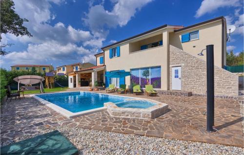 Muzini House | Stunning Home In Naselje Muzini With Sauna