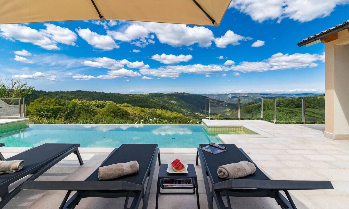 Kircija House | Stunning home in Pazin with private swimming pool, can be inside or outside