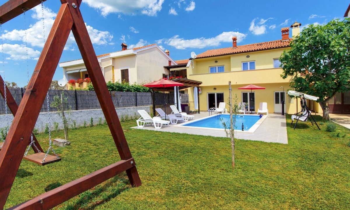 Valdebek House | Stunning home in Pula