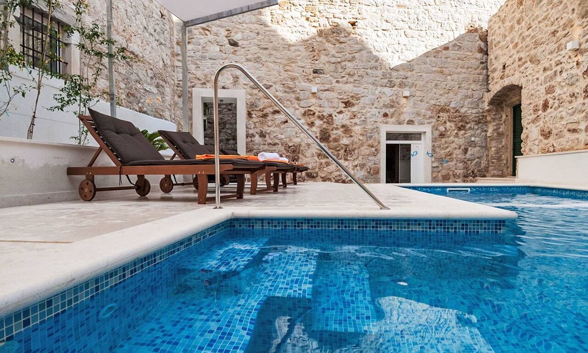Bol House | Stunning private villa for 9 guests with hot tub, A/C, private pool, WIFI, TV and terrace