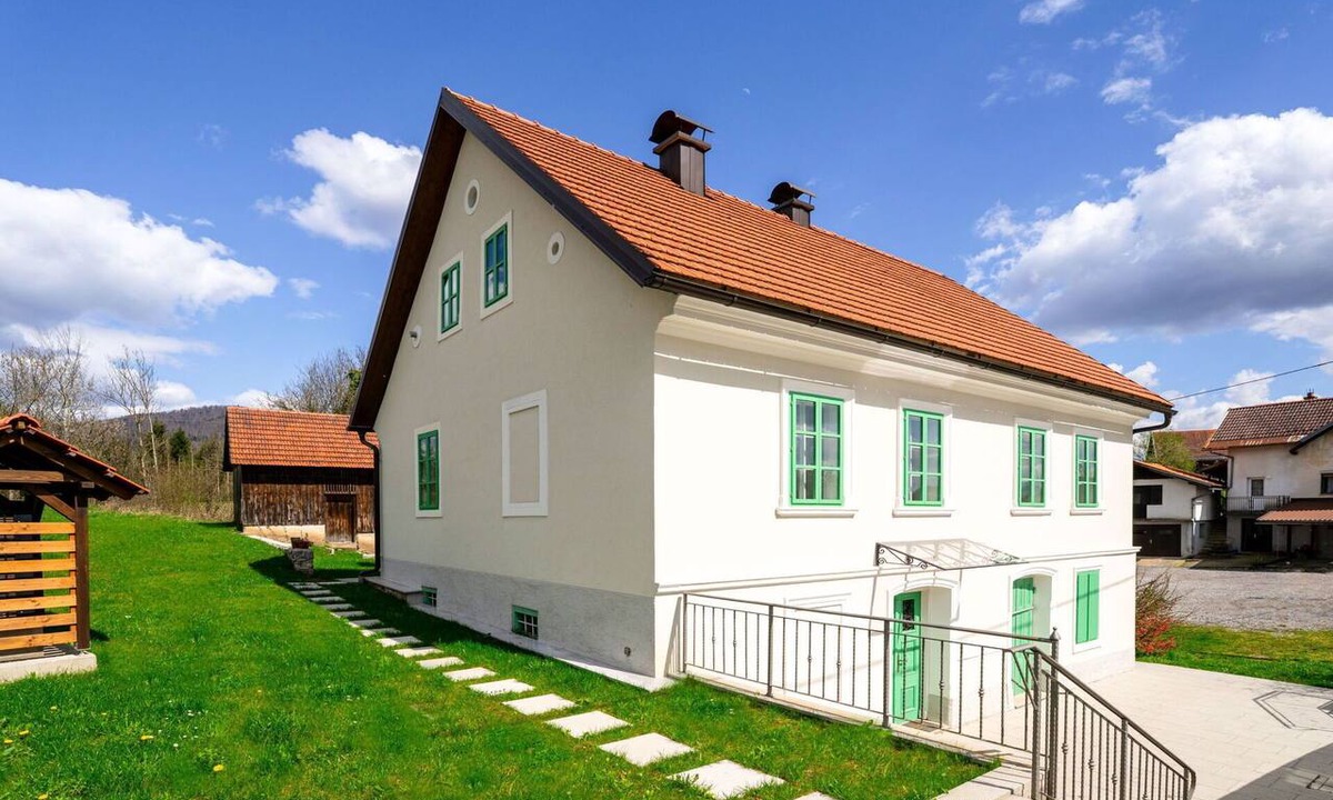 Vrbovsko House | Stunning private villa for 10 people with WIFI, TV and terrace
