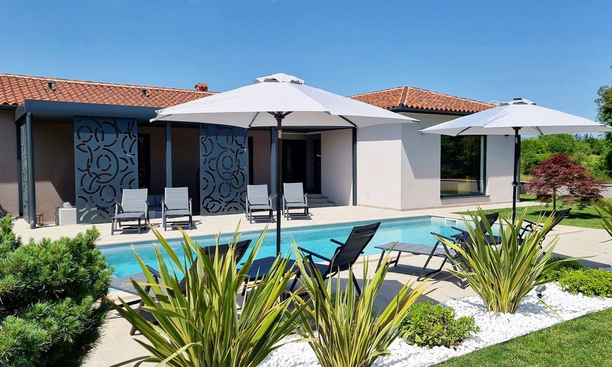 Sveta Nedelja Villa | Stylish Designer Villa with Pool & Guest Apartment Near the Sea