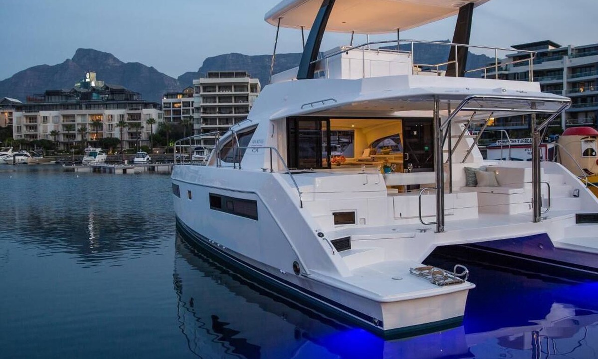 Marina Boat Rental | Sun-Kissed Sailing Adventure in Split-Dalmatia, Croatia