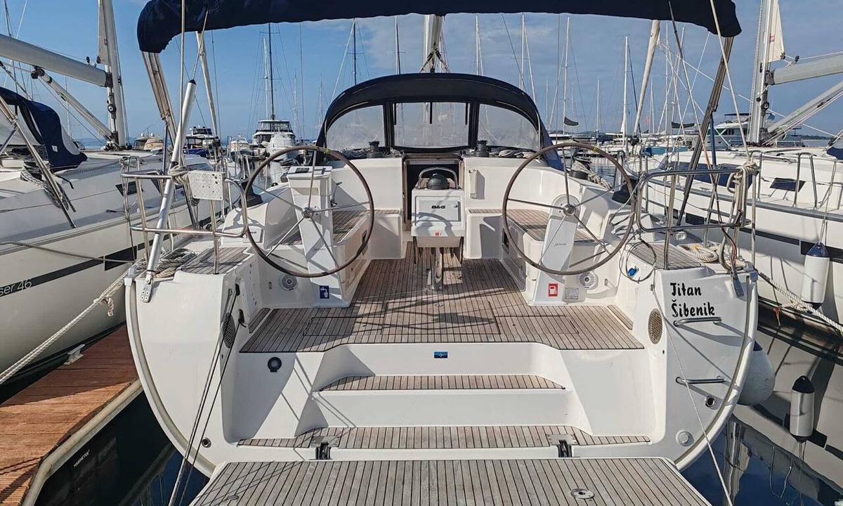 Drage Boat Rental | Sun-Kissed Sailing Adventure in Zadar, Croatia