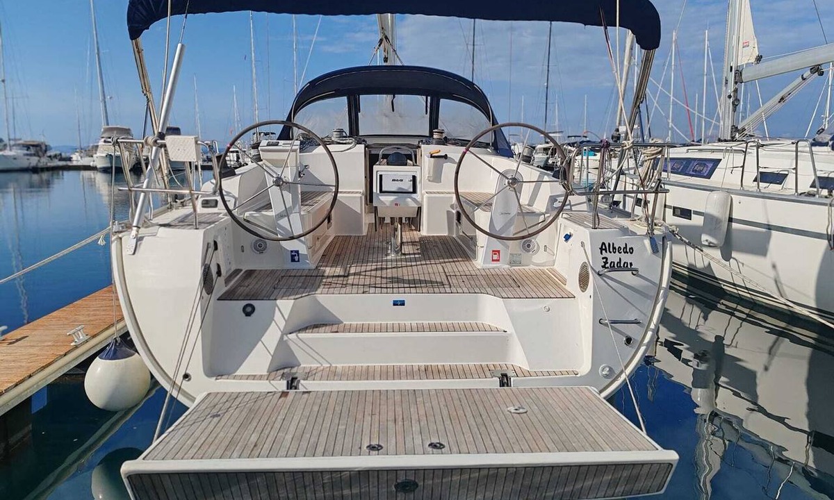 Drage Boat Rental | Sun-Kissed Sailing Adventure in Zadar, Croatia