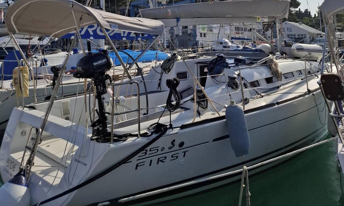 Trget Boat Rental | Sun-Kissed Sailing Adventure in Istria, Croatia