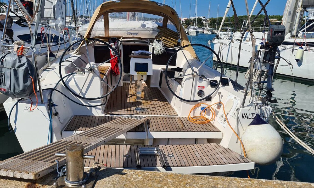 Zaton Boat Rental | Sun-Kissed Sailing Adventure in Sibenik, Croatia