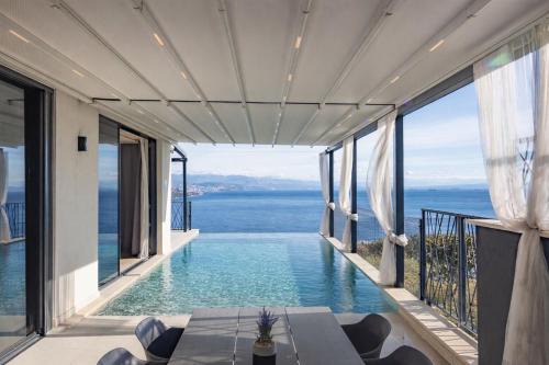 Volosko Apartment | The Flat Opatija - Penthouse with pool, barbecue & more