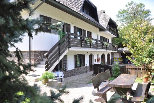 Radovljica Apartment | The Village Rest - Brezje Gorenjska