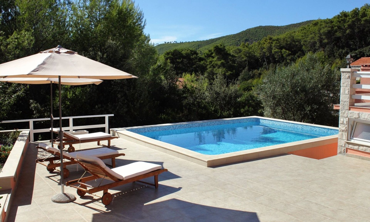 Smokvica Apartment | Three bedroom apartment with a swimming pool Smokvica, Korčula (A-9161-a)