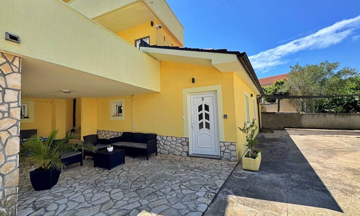 Polje Apartment | Top Apartment - pet-friendly, wheelchair-friendly, terrace, BBQ