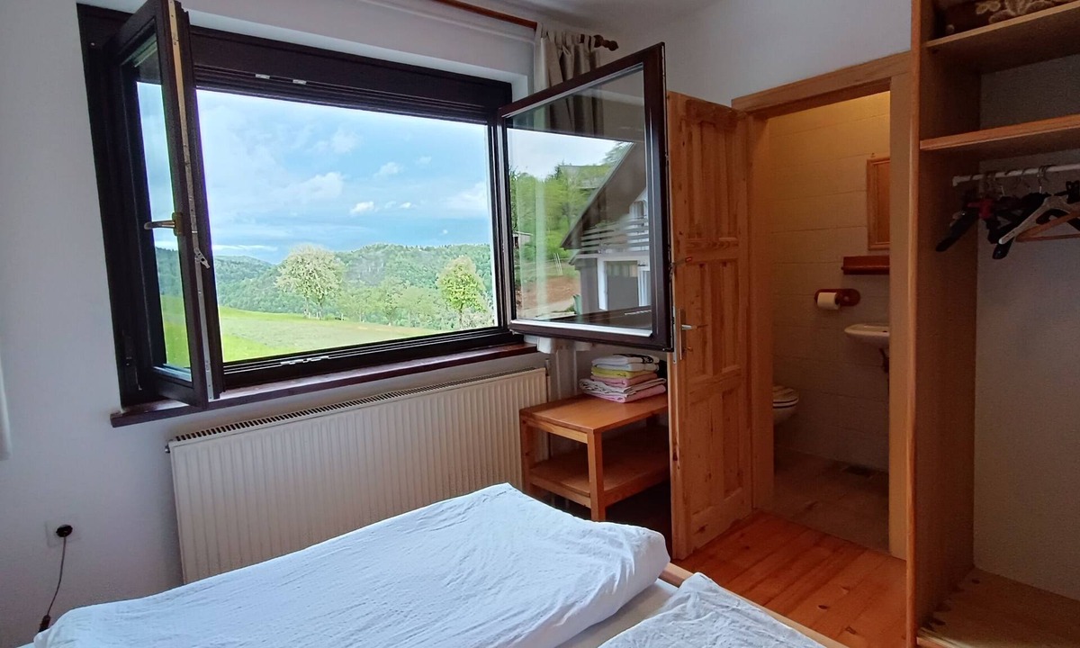 Cerknica House | Tourist Farm Strle